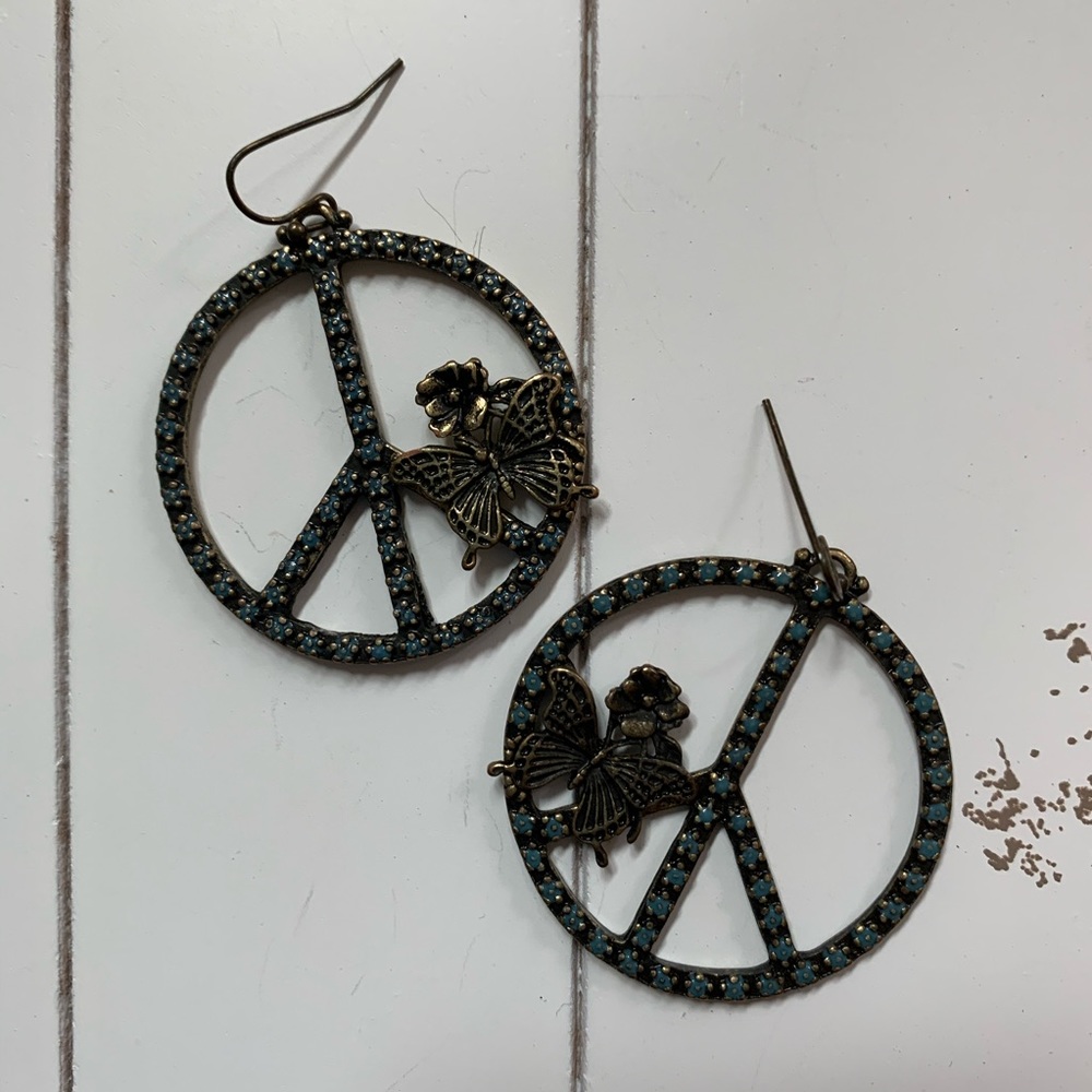 🌷3/20 Lucky Brand Peace Butterfly Earrings 🌷